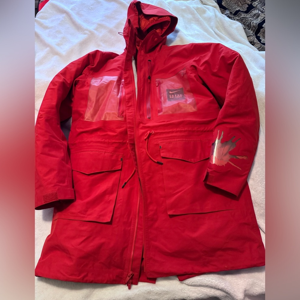 Nike Red Windbreaker with Logo NWOT